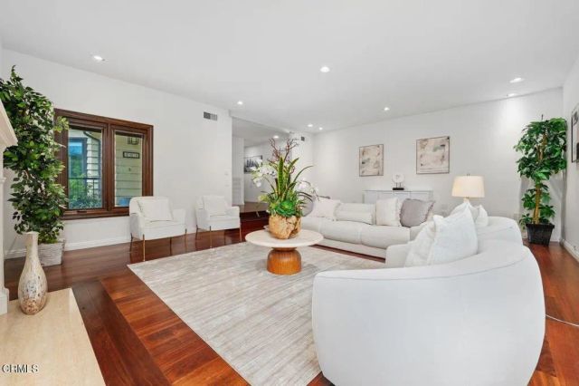494 California Terrace, Pasadena, CA 91105
