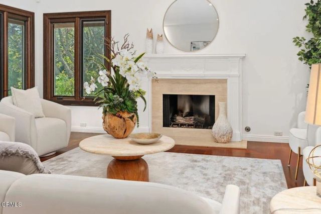 494 California Terrace, Pasadena, CA 91105