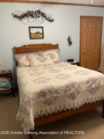 5048 S Bradley Road, Charlotte, MI 48813