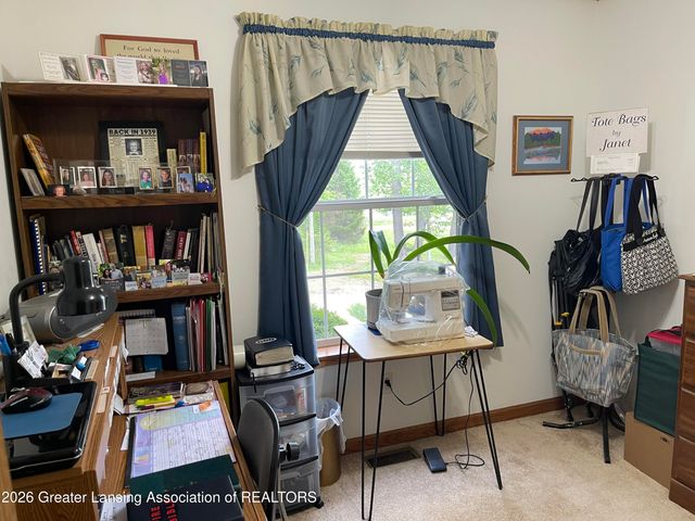 5048 S Bradley Road, Charlotte, MI 48813