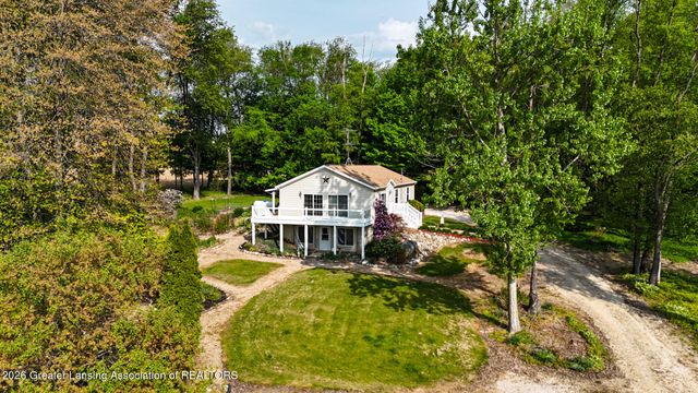 5048 S Bradley Road, Charlotte, MI 48813