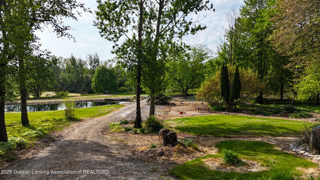 5048 S Bradley Road, Charlotte, MI 48813