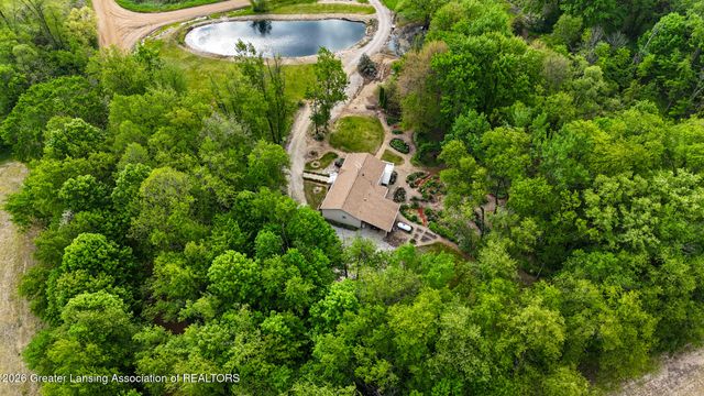 5048 S Bradley Road, Charlotte, MI 48813
