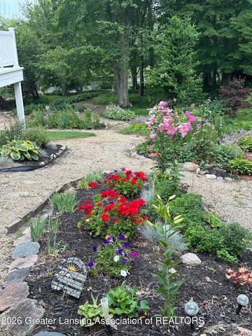 5048 S Bradley Road, Charlotte, MI 48813