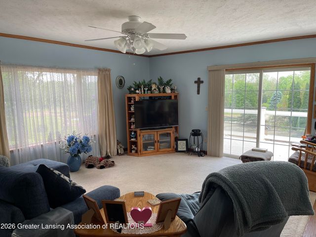 5048 S Bradley Road, Charlotte, MI 48813