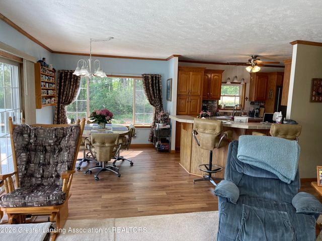5048 S Bradley Road, Charlotte, MI 48813