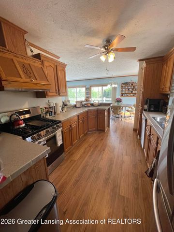 5048 S Bradley Road, Charlotte, MI 48813