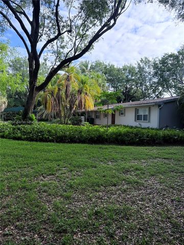 11401 SW 102nd Ave, Miami, FL 33176