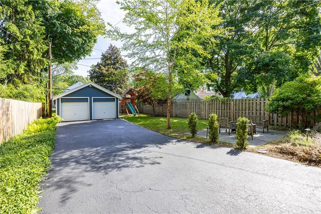 145 Leland Road, Irondequoit, NY 14617