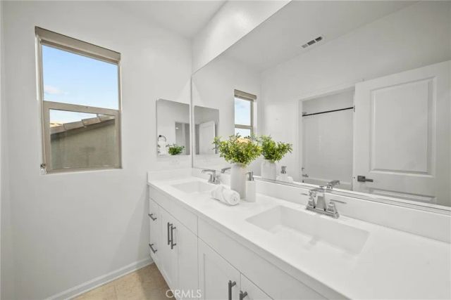 18731 Big Cedar, Canyon Country, CA 91387