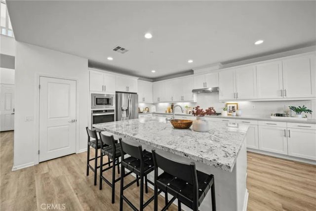 18731 Big Cedar, Canyon Country, CA 91387