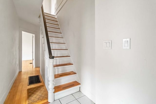 63 Pond St 63, Natick, MA 01760