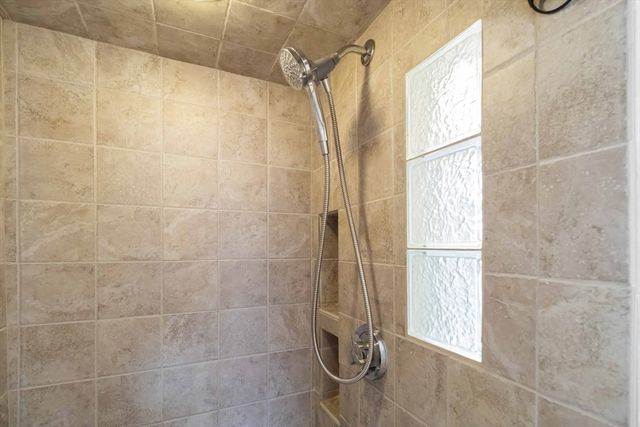 63 Pond St 63, Natick, MA 01760