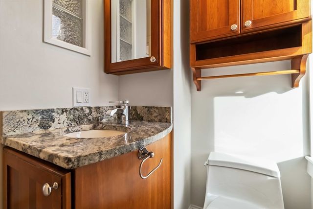 63 Pond St 63, Natick, MA 01760