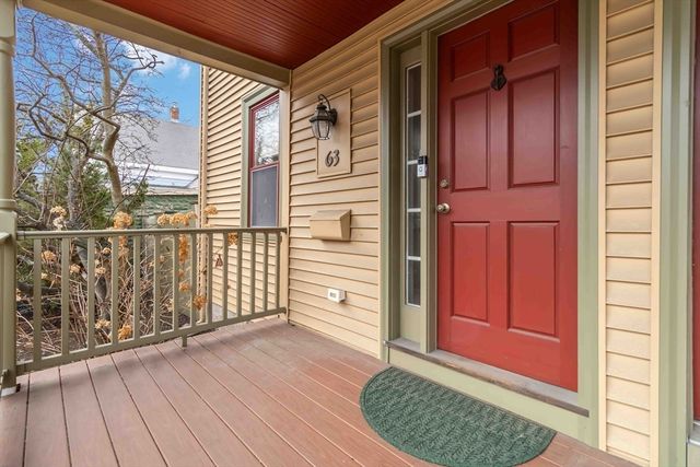 63 Pond St 63, Natick, MA 01760