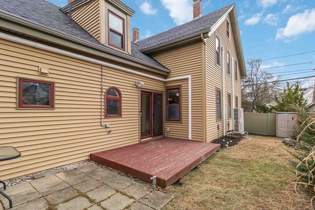 63 Pond St 63, Natick, MA 01760