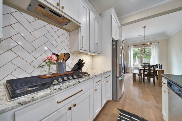 132 Sanderling Lane, Montgomery, TX 77316