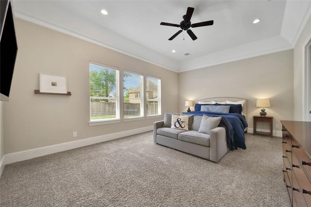 132 Sanderling Lane, Montgomery, TX 77316