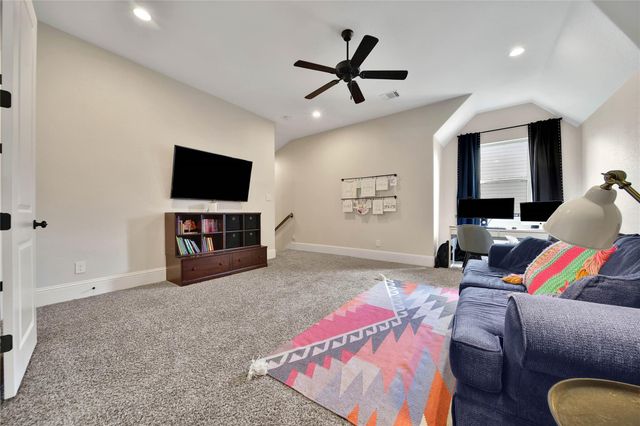 132 Sanderling Lane, Montgomery, TX 77316