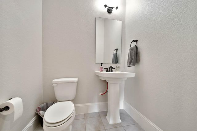 132 Sanderling Lane, Montgomery, TX 77316