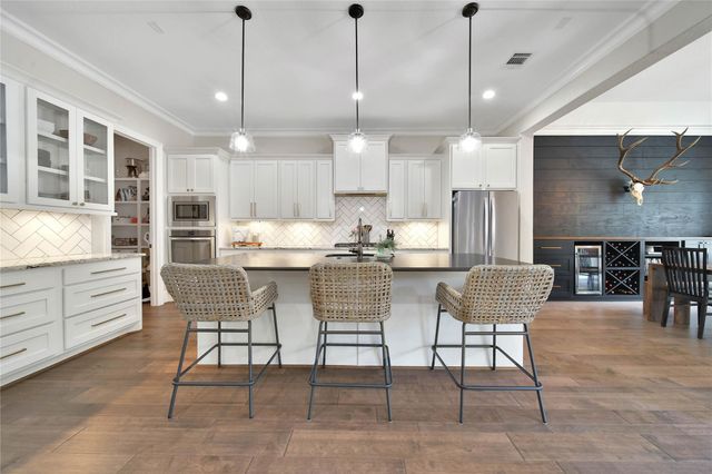 132 Sanderling Lane, Montgomery, TX 77316