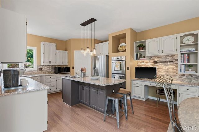 515 Sumac Field Court, Ellisville, MO 63021