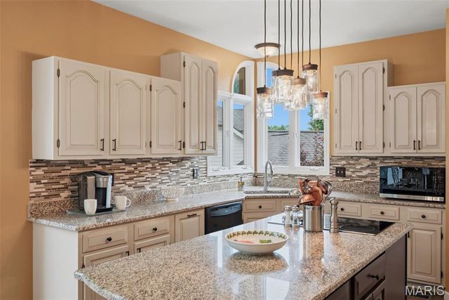 515 Sumac Field Court, Ellisville, MO 63021
