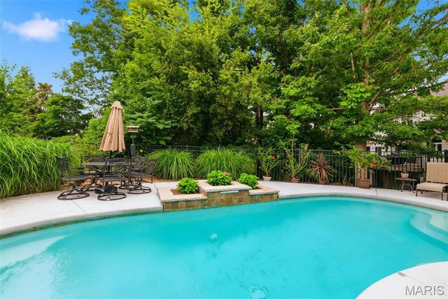 515 Sumac Field Court, Ellisville, MO 63021