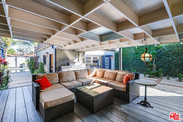 4930 STROHM Avenue, North Hollywood (los Angeles), CA 91601