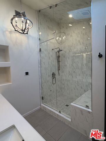 4930 STROHM Avenue, North Hollywood (los Angeles), CA 91601