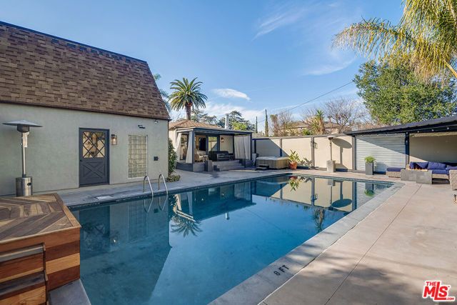 4930 STROHM Avenue, North Hollywood (los Angeles), CA 91601