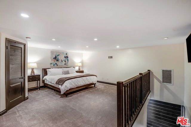 4930 STROHM Avenue, North Hollywood (los Angeles), CA 91601