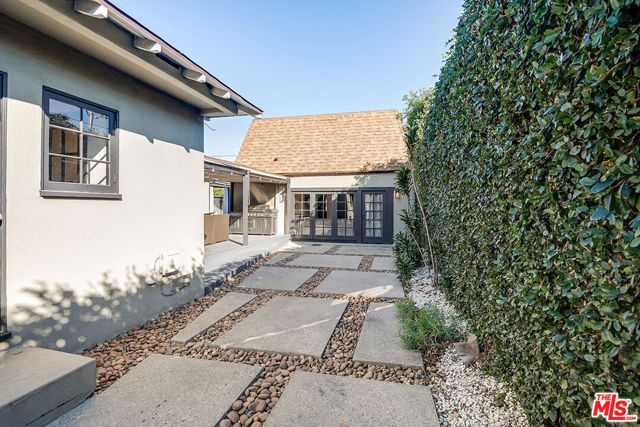 4930 STROHM Avenue, North Hollywood (los Angeles), CA 91601