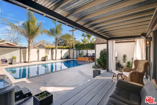 4930 STROHM Avenue, North Hollywood (los Angeles), CA 91601