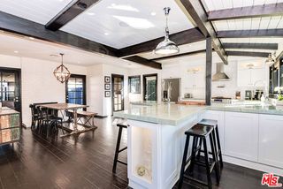 4930 STROHM Avenue, North Hollywood (los Angeles), CA 91601