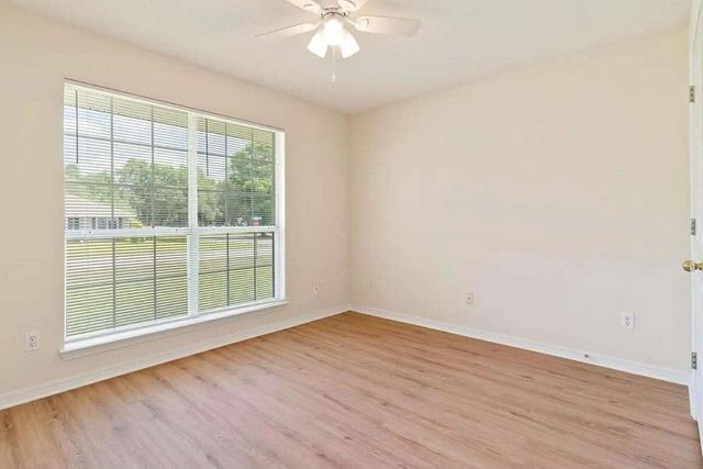 5104 Whitehurst Lane, Crestview, FL 32536