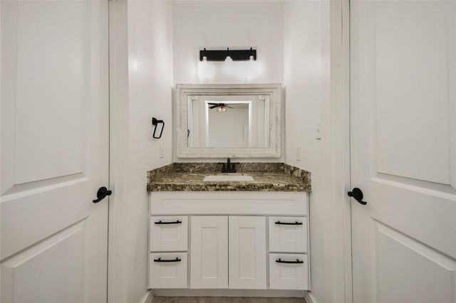 450 Road 5512, Cleveland, TX 77327