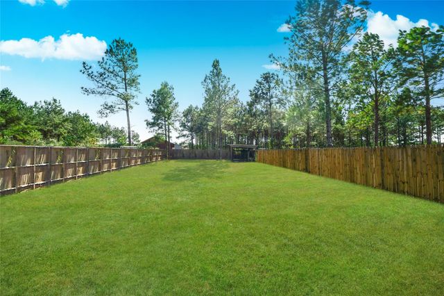 450 Road 5512, Cleveland, TX 77327