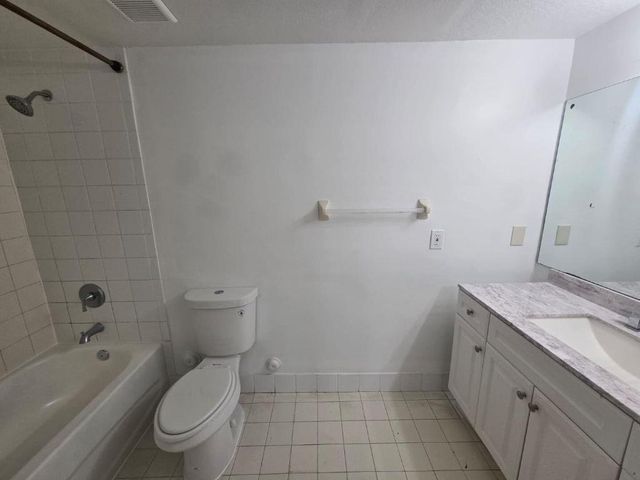 1161 Golden Lakes Boulevard 1315, West Palm Beach, FL 33411