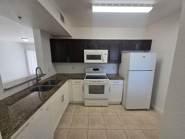 1161 Golden Lakes Boulevard 1315, West Palm Beach, FL 33411