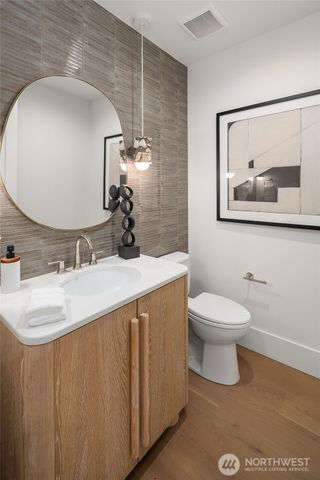 3049 164th Place NE, Bellevue, WA 98008
