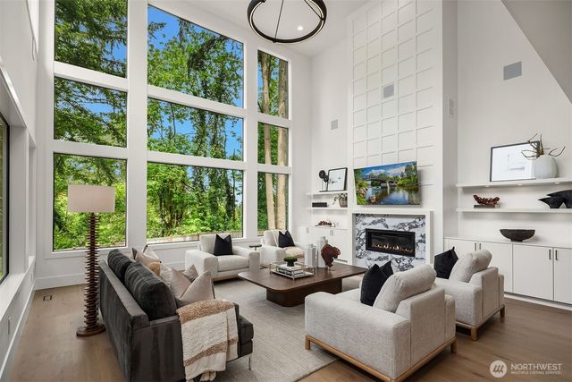 3049 164th Place NE, Bellevue, WA 98008