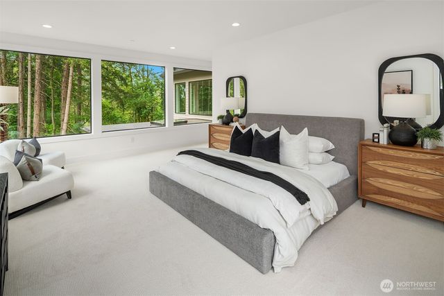 3049 164th Place NE, Bellevue, WA 98008
