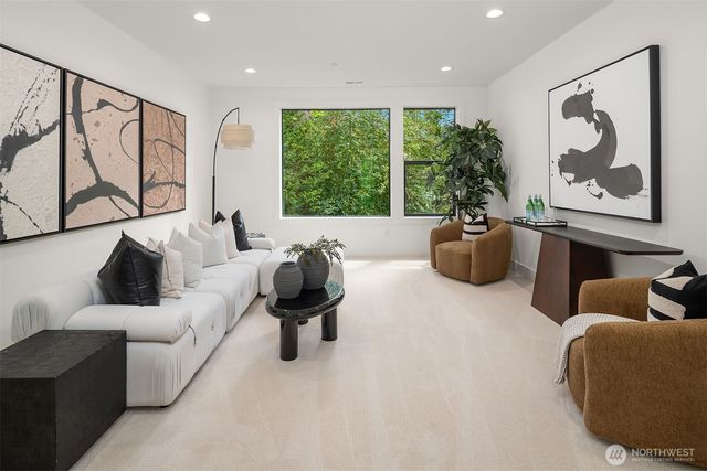 3049 164th Place NE, Bellevue, WA 98008