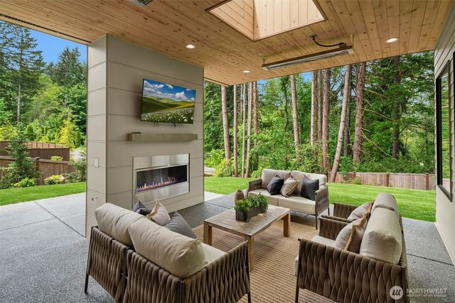 3049 164th Place NE, Bellevue, WA 98008