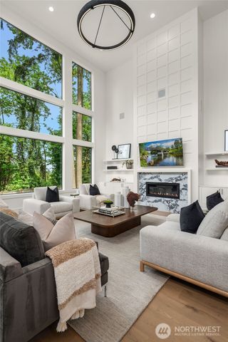 3049 164th Place NE, Bellevue, WA 98008