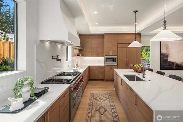 3049 164th Place NE, Bellevue, WA 98008