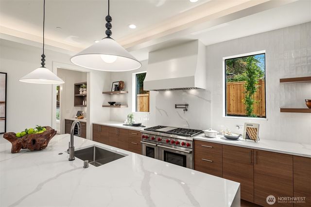 3049 164th Place NE, Bellevue, WA 98008