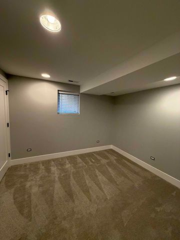 2221 W 21st Place BR, Chicago, IL 60608