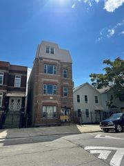 2221 W 21st Place BR, Chicago, IL 60608